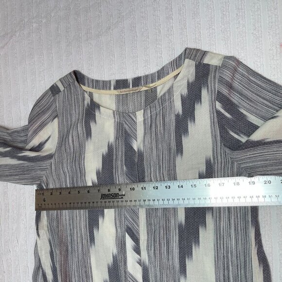 Soft Surroundings Womens Small Round Neck Gray Striped 3/4 Sleeve Tunic Top - Picture 6 of 8